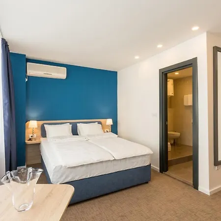 Premium Crown Suites Belgrade Exterior photo