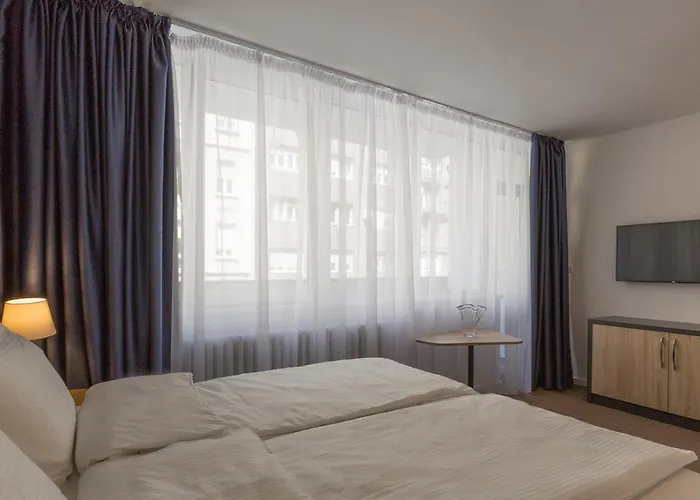 Premium Crown Suites