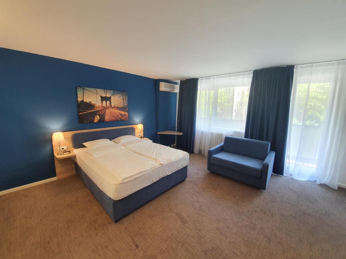 Premium Crown 4* Belgrade