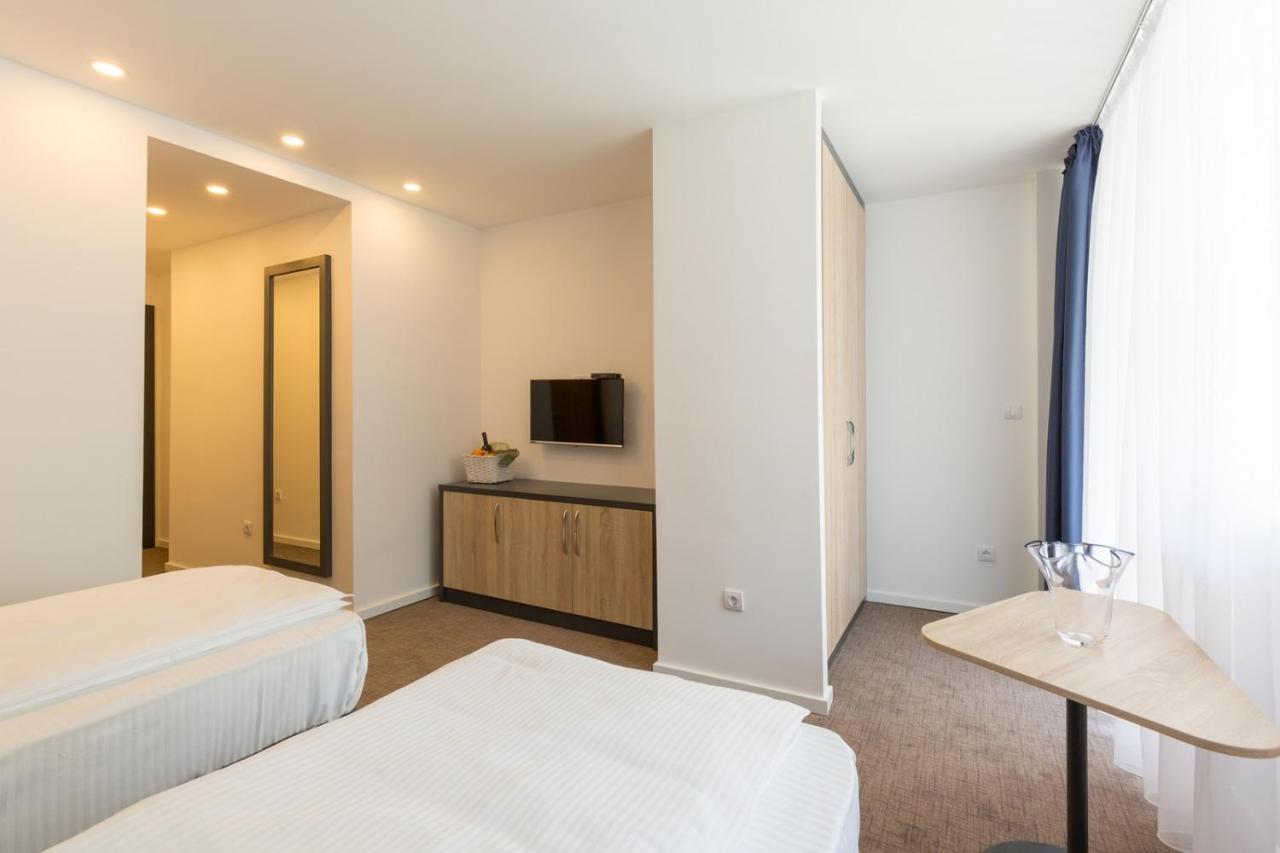 Premium Crown Hotel Belgrade