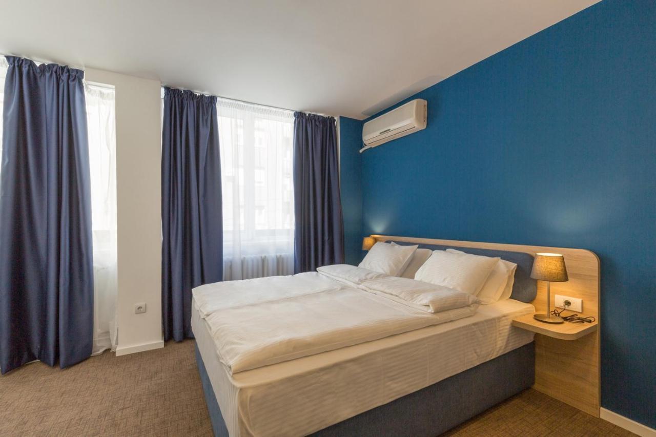 Hotel Premium Crown