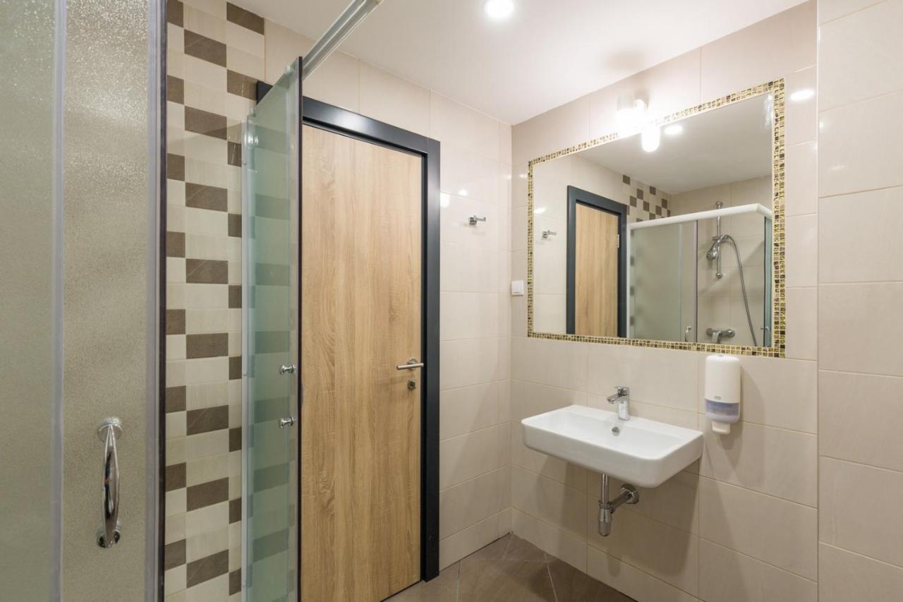 Premium Crown Hotel Belgrade