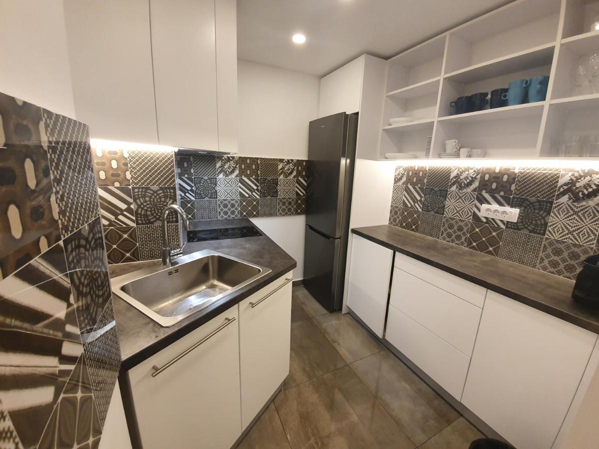Premium Crown Belgrade